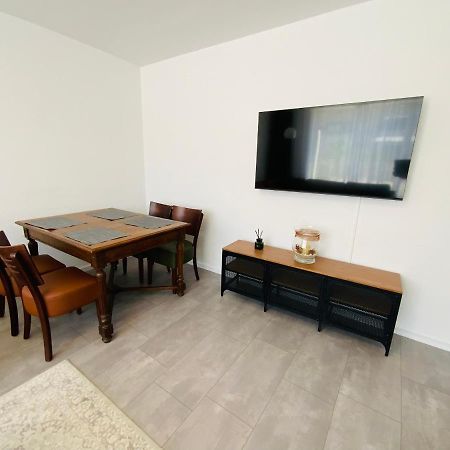 Sehr Schoenes Haus Mit Terasse Naehe Duesseldorf Apartman Krefeld Kültér fotó