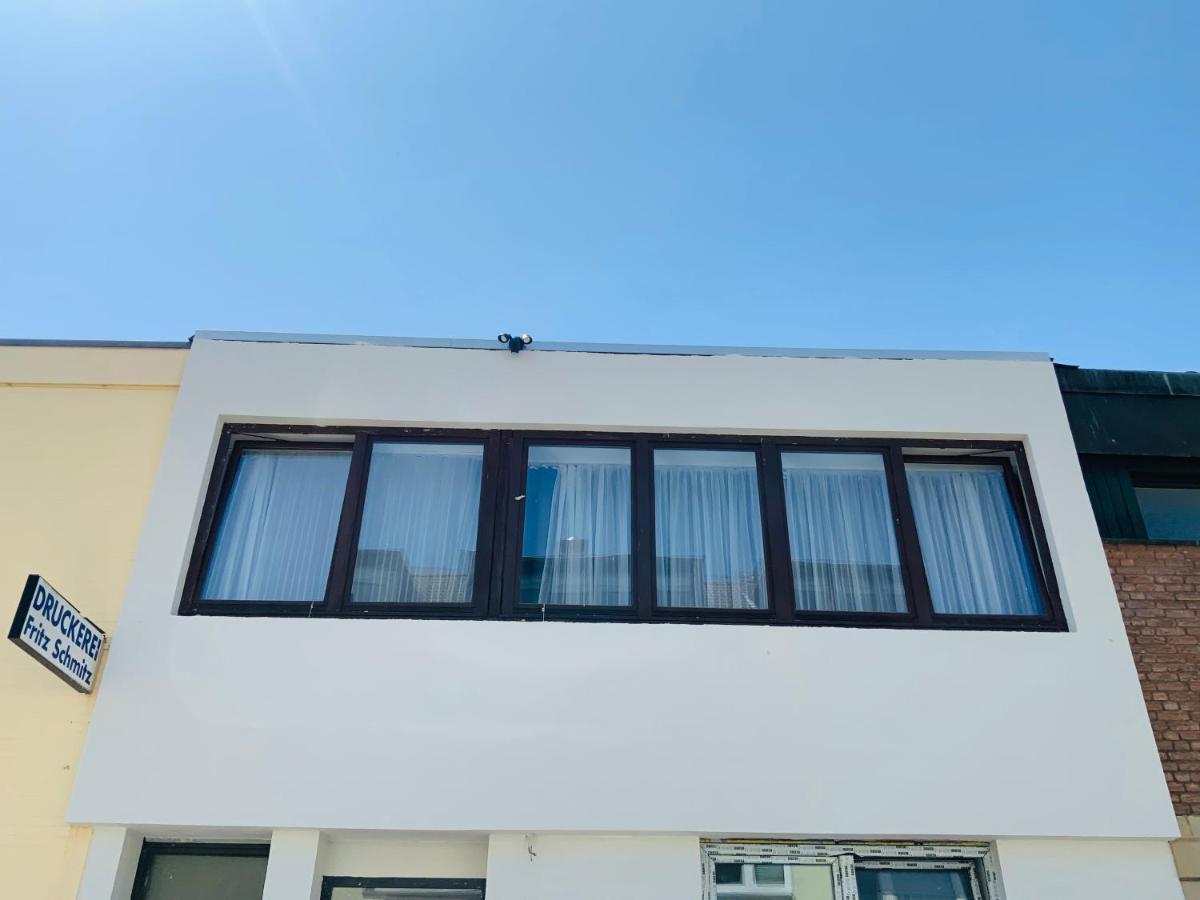 Sehr Schoenes Haus Mit Terasse Naehe Duesseldorf Apartman Krefeld Kültér fotó